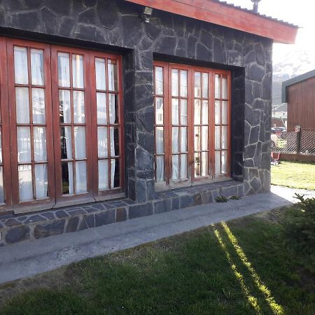 La Casa Del Mono Bed & Breakfast อูซัวยา ภายนอก รูปภาพ